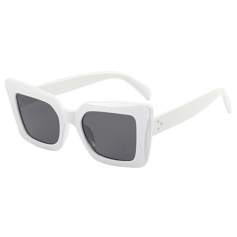 Women's square sunglasses with minimalist design Bowlift