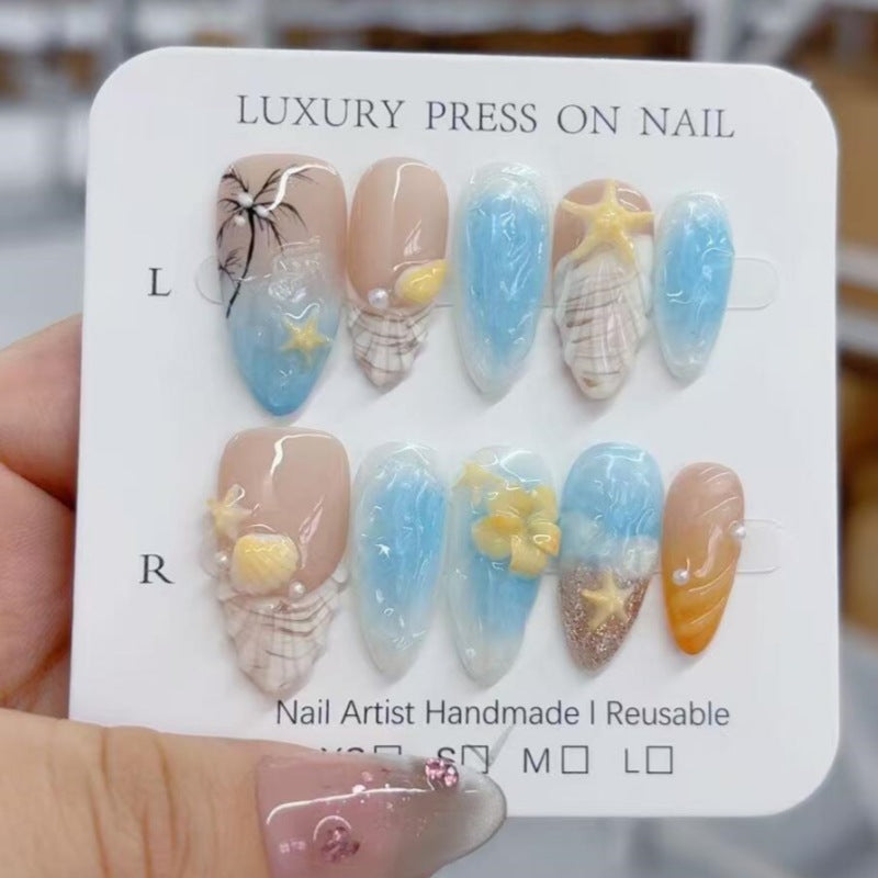 Artistic Floral and Star-Embellished Press-On Nail Set Bowlift