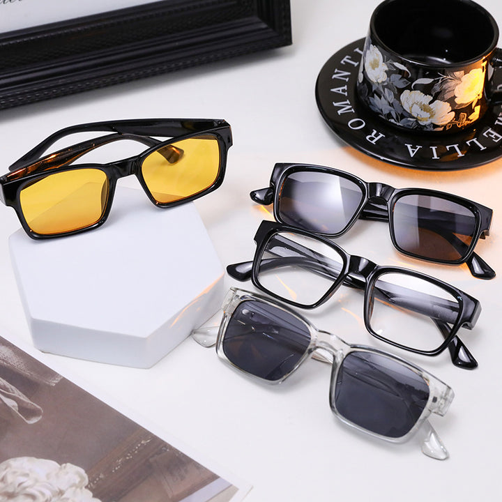Women's fashionable reading glasses with elegant design Bowlift