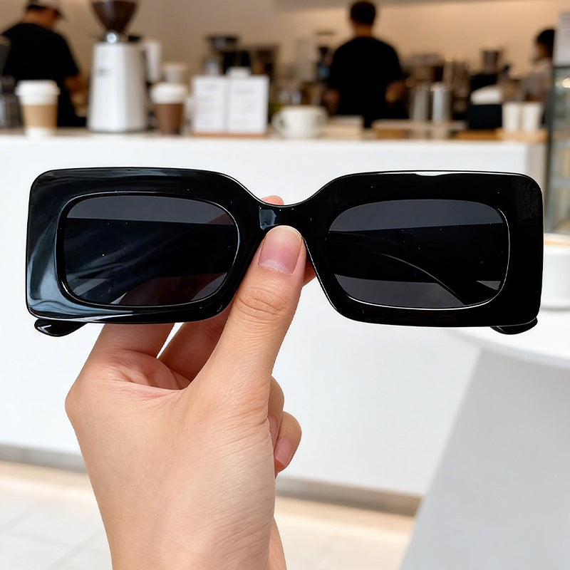 Bold Retro Square Sunglasses Bowlift
