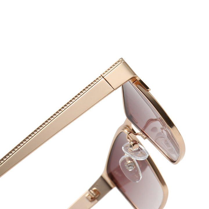 Women’s square sunglasses with a stylish frame and optimal UV protection Bowlift
