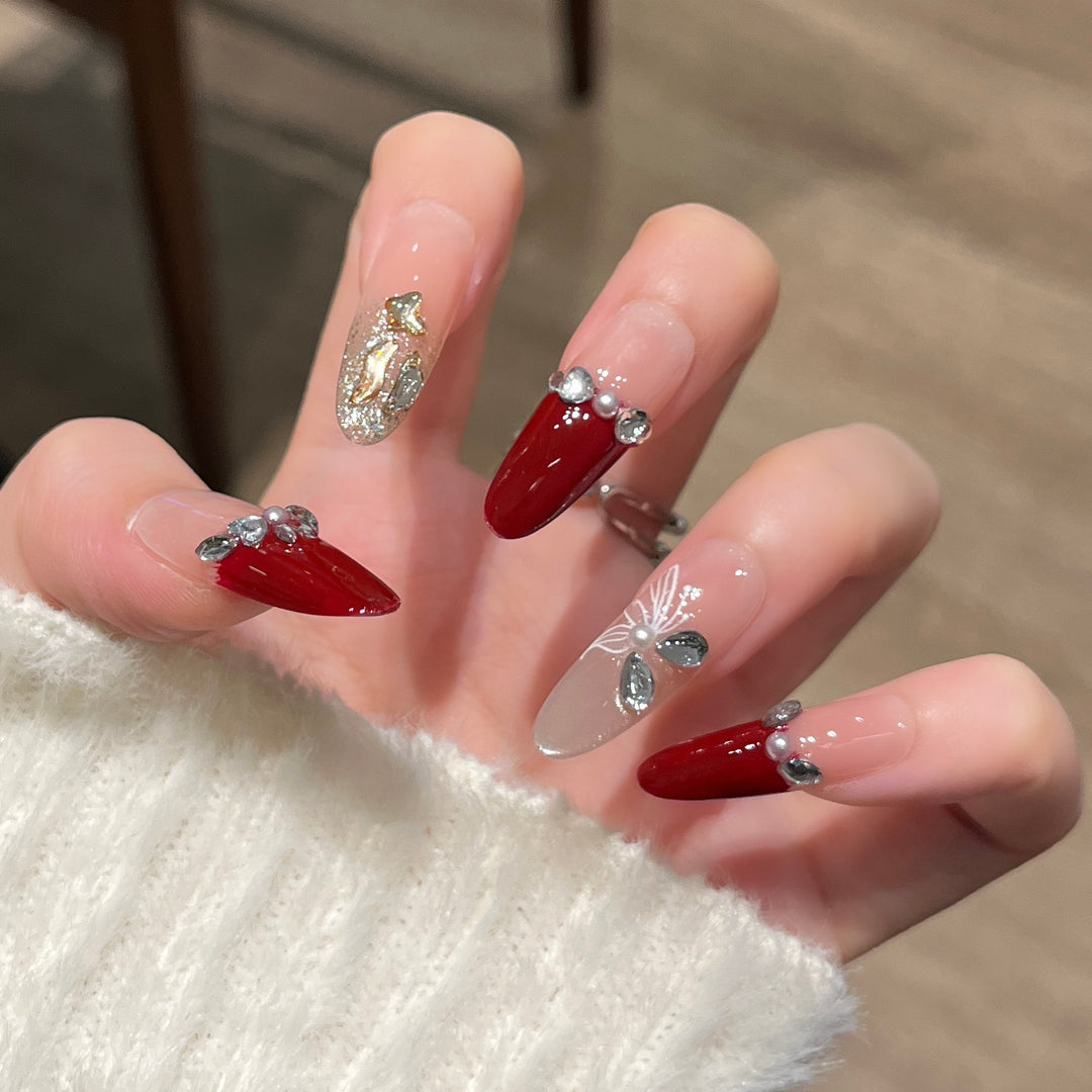 Glamorous Nail Art Bowlift