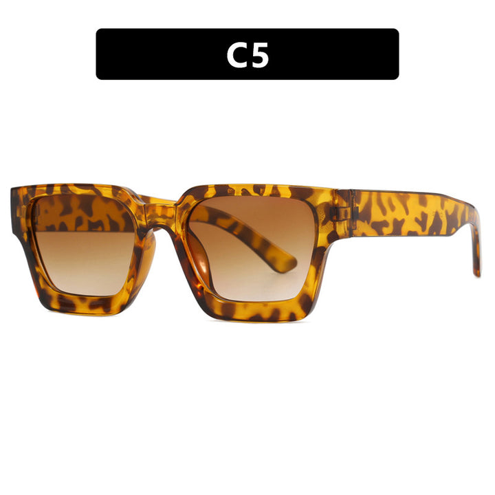 Women's fashionable square reading glasses with transparent frame construction Bowlift