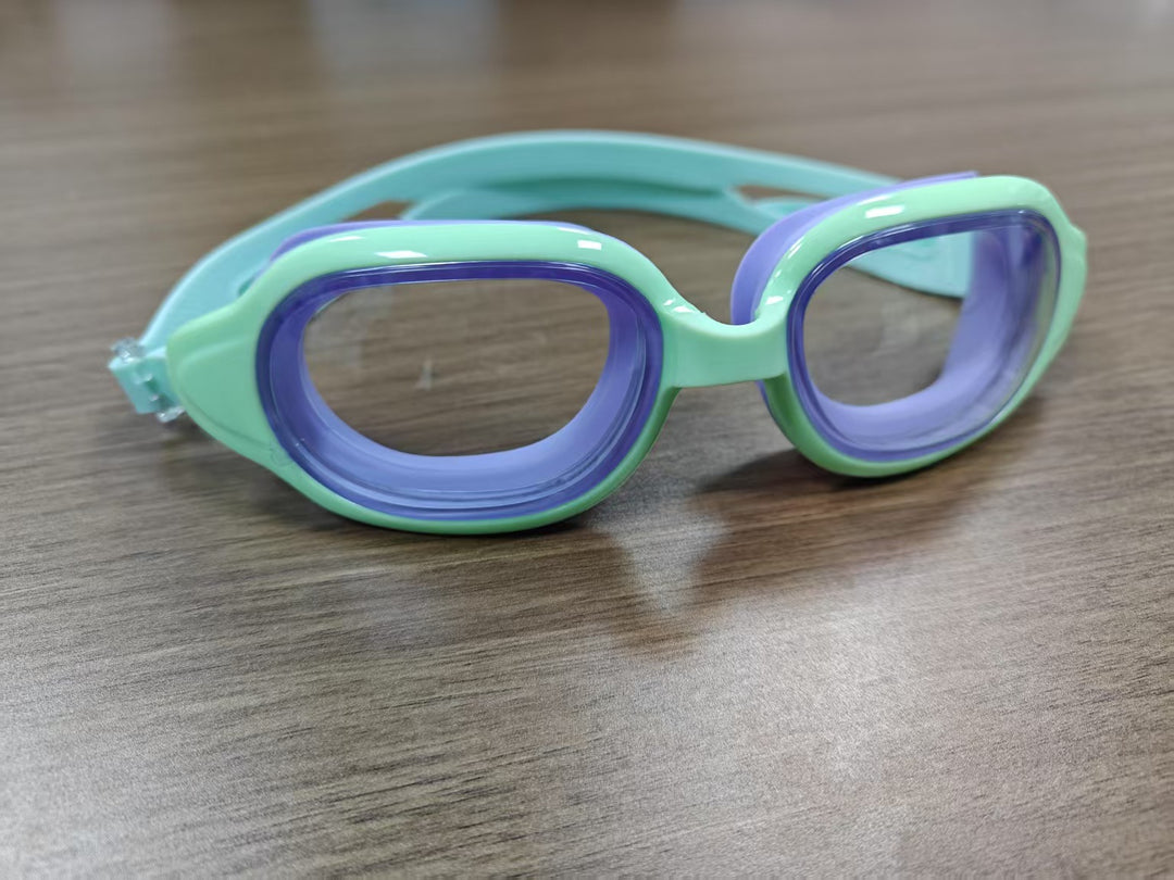 Swim goggles for clear vision and maximum comfort Bowlift