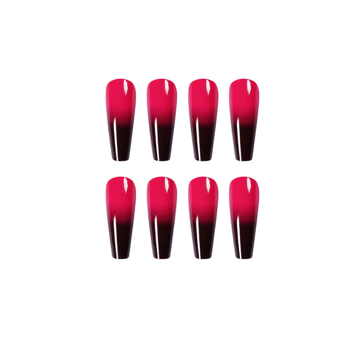 Artificial nail extensions with ombre effect Bowlift