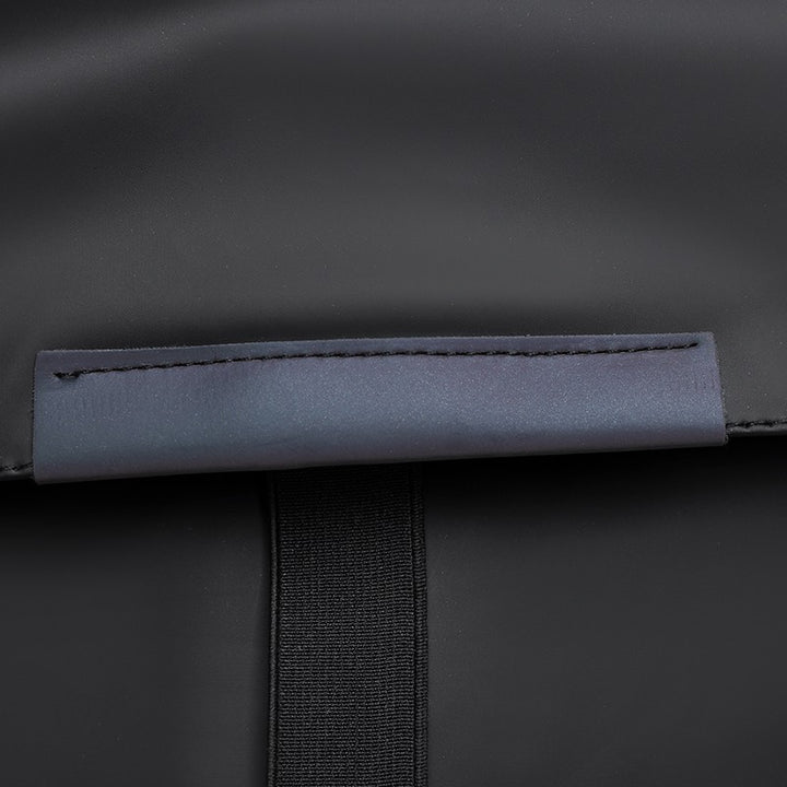 Urban everyday backpack with robust and waterproof design Bowlift