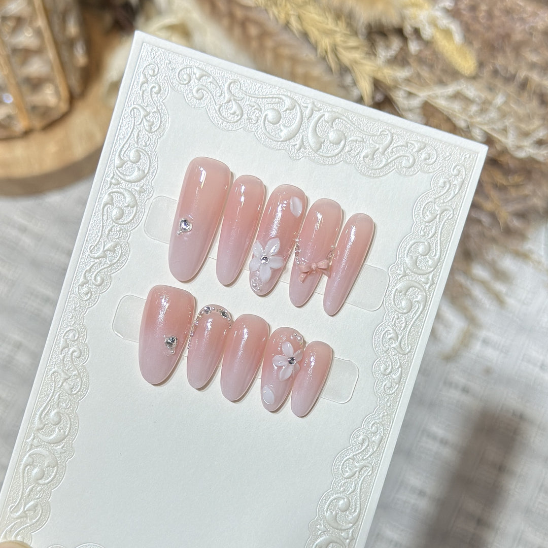 Floral Press-On Nail Art Set Bowlift