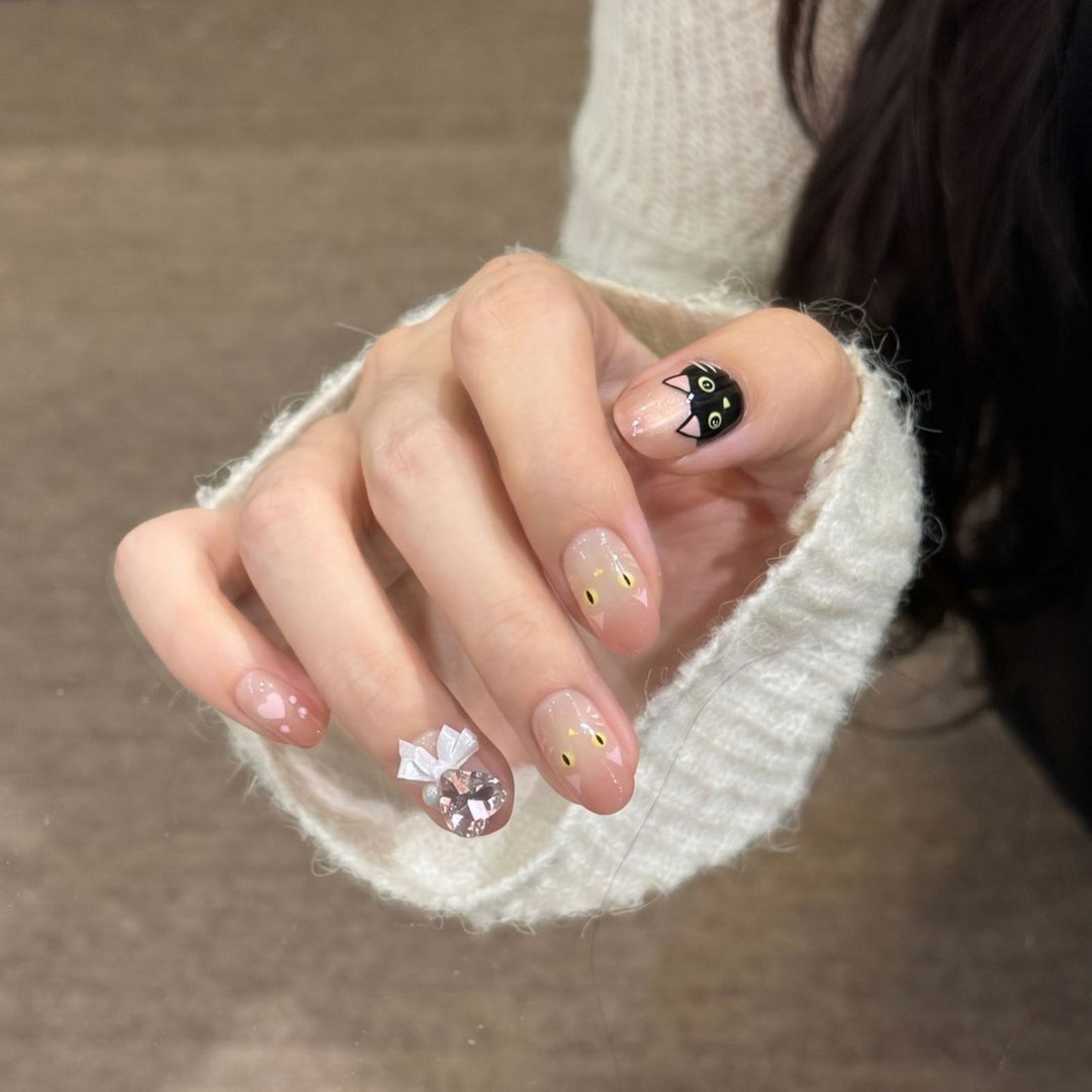 Whimsical Cat-Themed Press-On Nail Set Bowlift