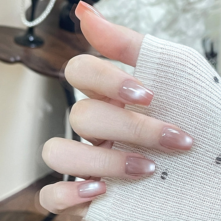 Glossy Natural Finish Press-On Nails Bowlift
