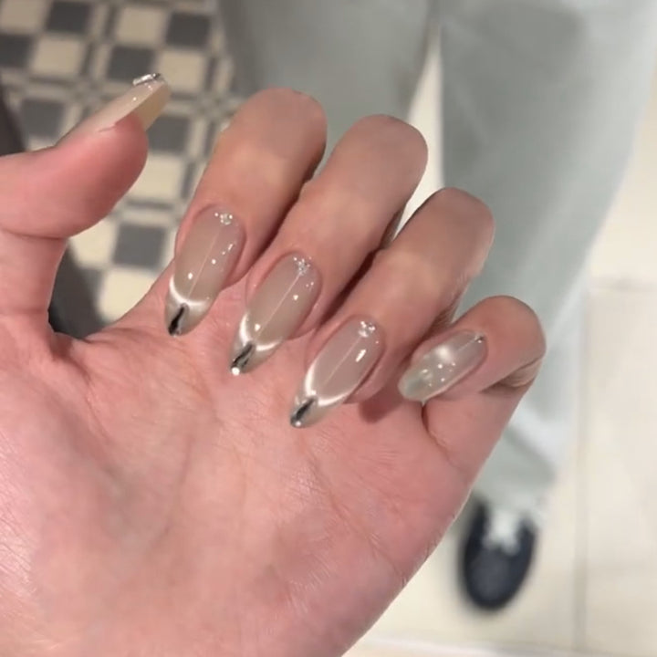 Artificial Nail Set with Elegant French Style Bowlift