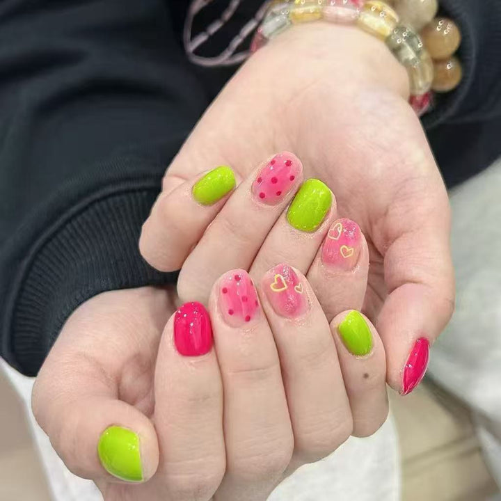 Artistic Cat-Themed Press-On Nail Art Set Bowlift