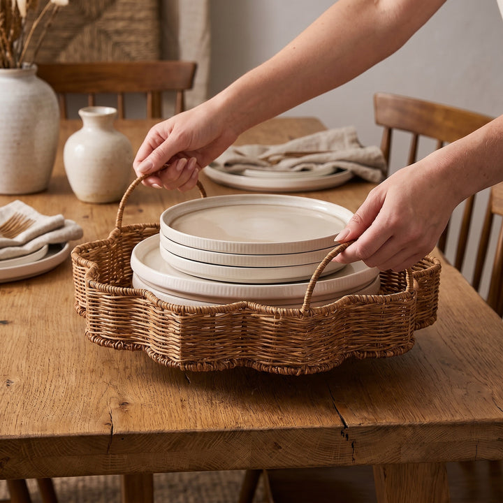 Elegant serving basket made of hand-woven natural material Bowlift