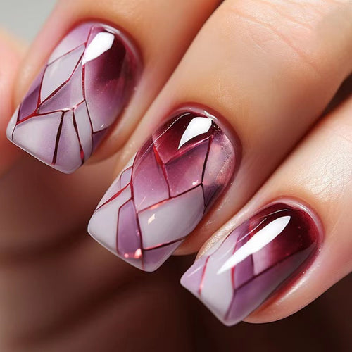 Elegant and artistic nail tips Bowlift