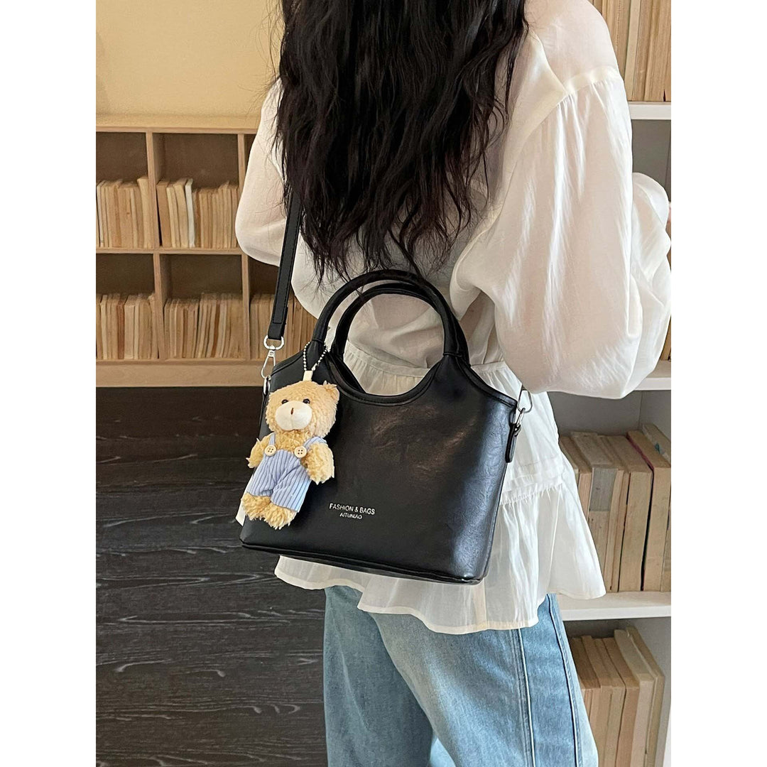 Sophisticated Designer Handbag Bowlift