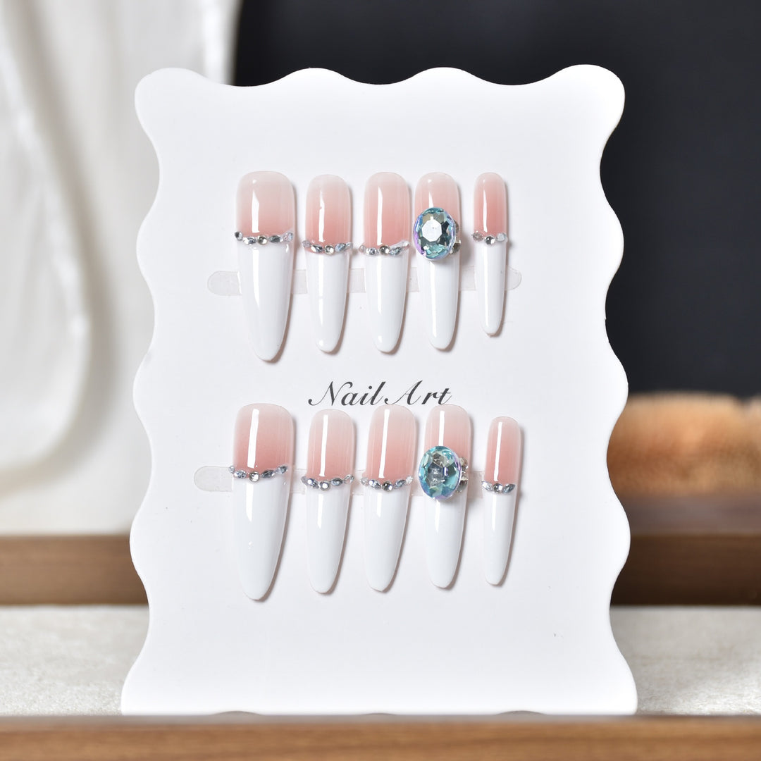 Luxury Rhinestone-Accented Stiletto Press-On Nail Art Bowlift