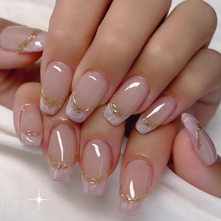 Elegant Artificial Nails with French Manicure and Glitter Effects Bowlift