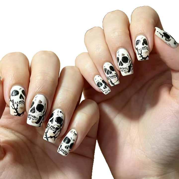 Creative artificial nails with lovingly detailed skull design Bowlift