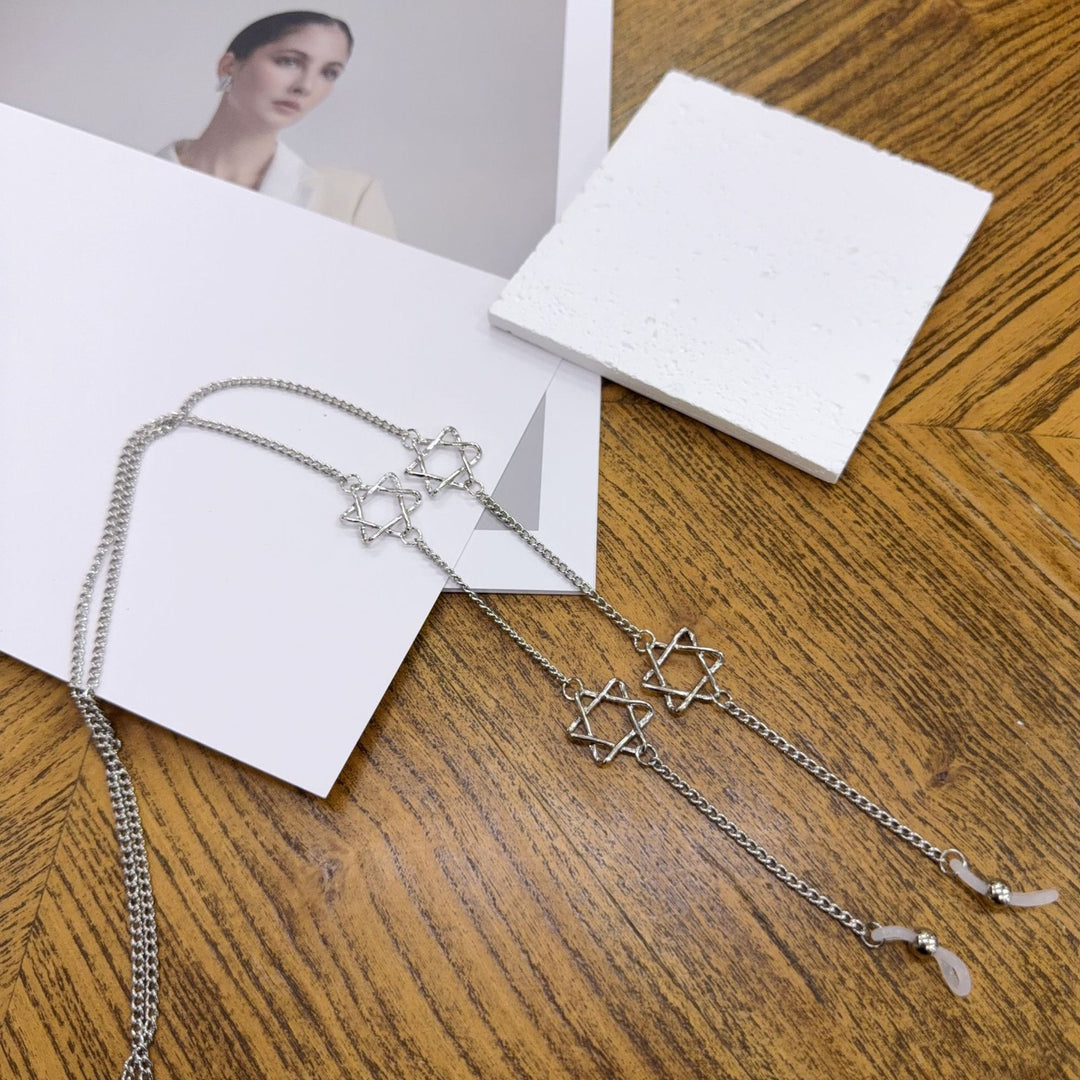 Dangle Chain Necklace with Star Accents Bowlift