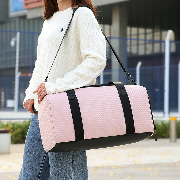 Ergonomic Textured Sports Duffle Bag Bowlift