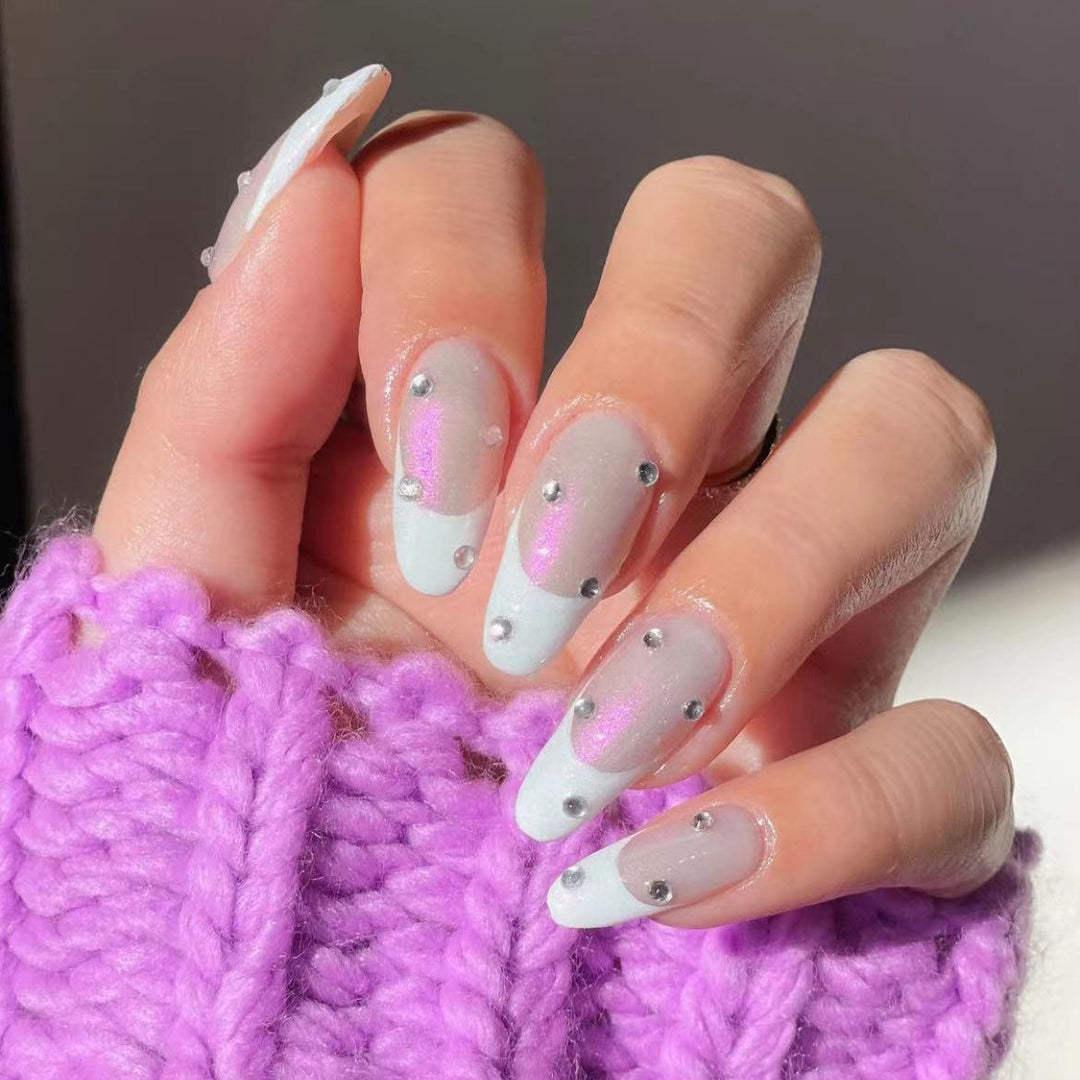 Glamorous Stiletto Press-On Nails with Rhinestone Accents Bowlift