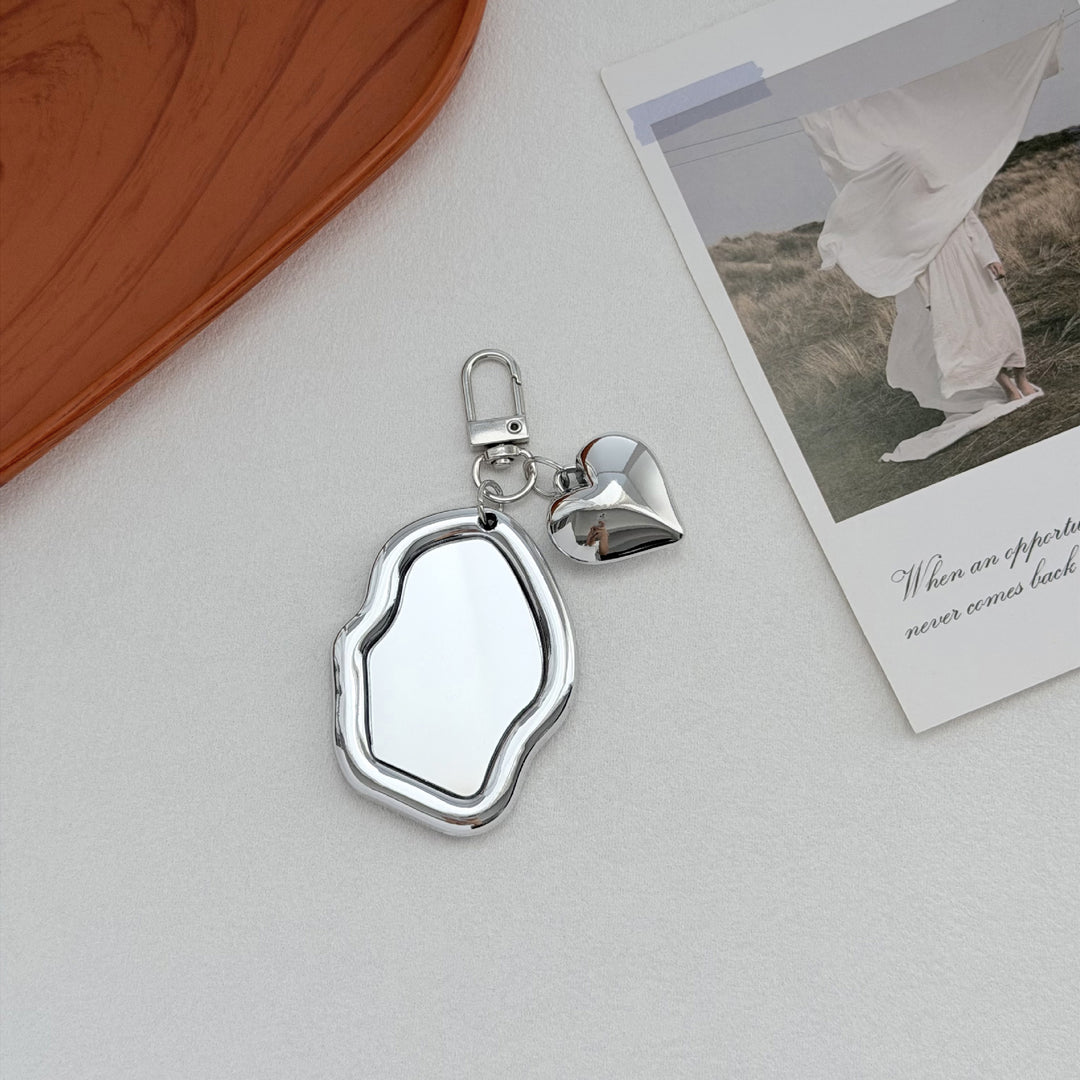 Creative Mirrored Keychain Bowlift