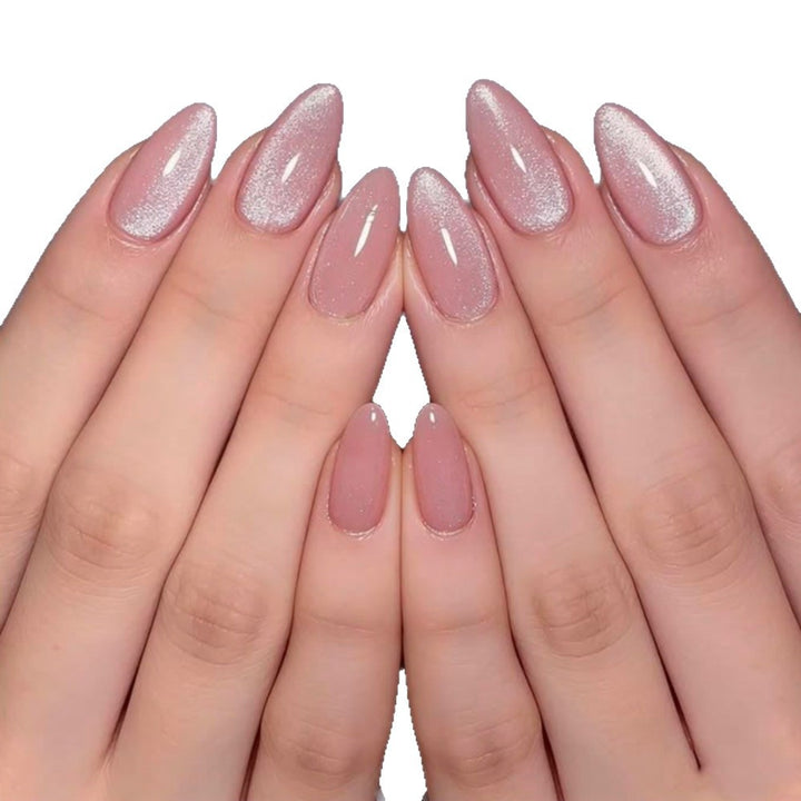 Artificial nails with elegant mirror shine Bowlift