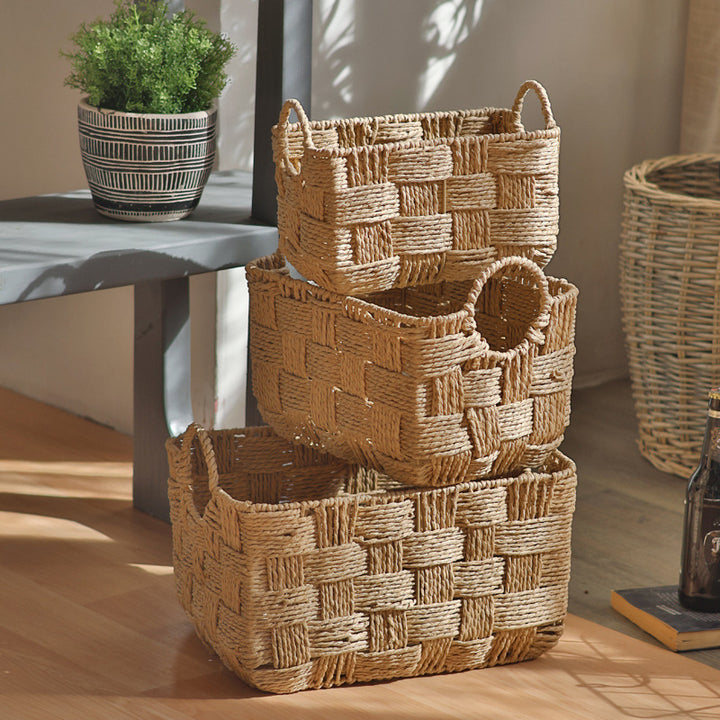 Handmade storage basket with practical handle Bowlift