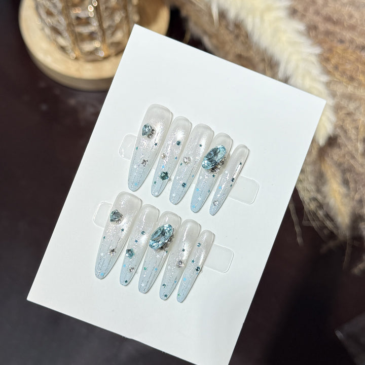 Glamorous Crystal Embellished Press-On Nails Bowlift