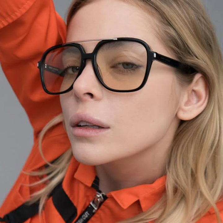Women's square sunglasses with protective UV filter and elegant frame Bowlift