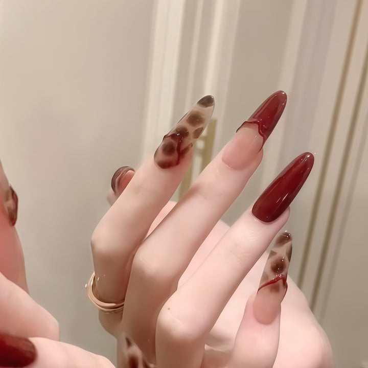 Artificial Nail Set with Stylish Design Bowlift