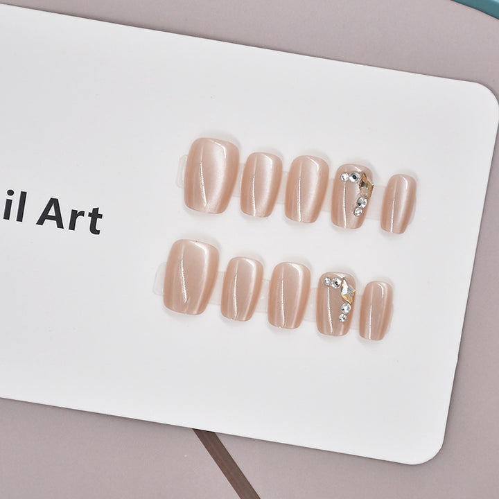 Glamorous Heart-Themed Press-On Nail Set Bowlift