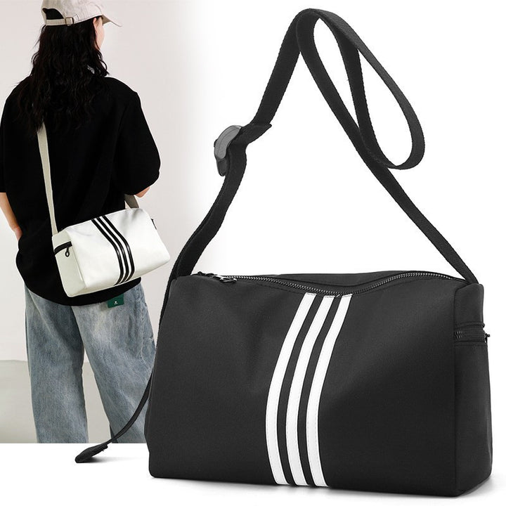 Sporty Shoulder Bag Bowlift