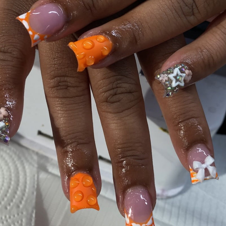 Creative Press-On Nail Art Bowlift
