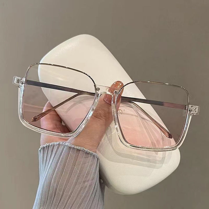 Trendy Over-Sized Glasses Frame Bowlift