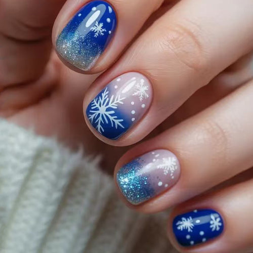 Artificial nails with Elegant Winter Landscape Design Bowlift