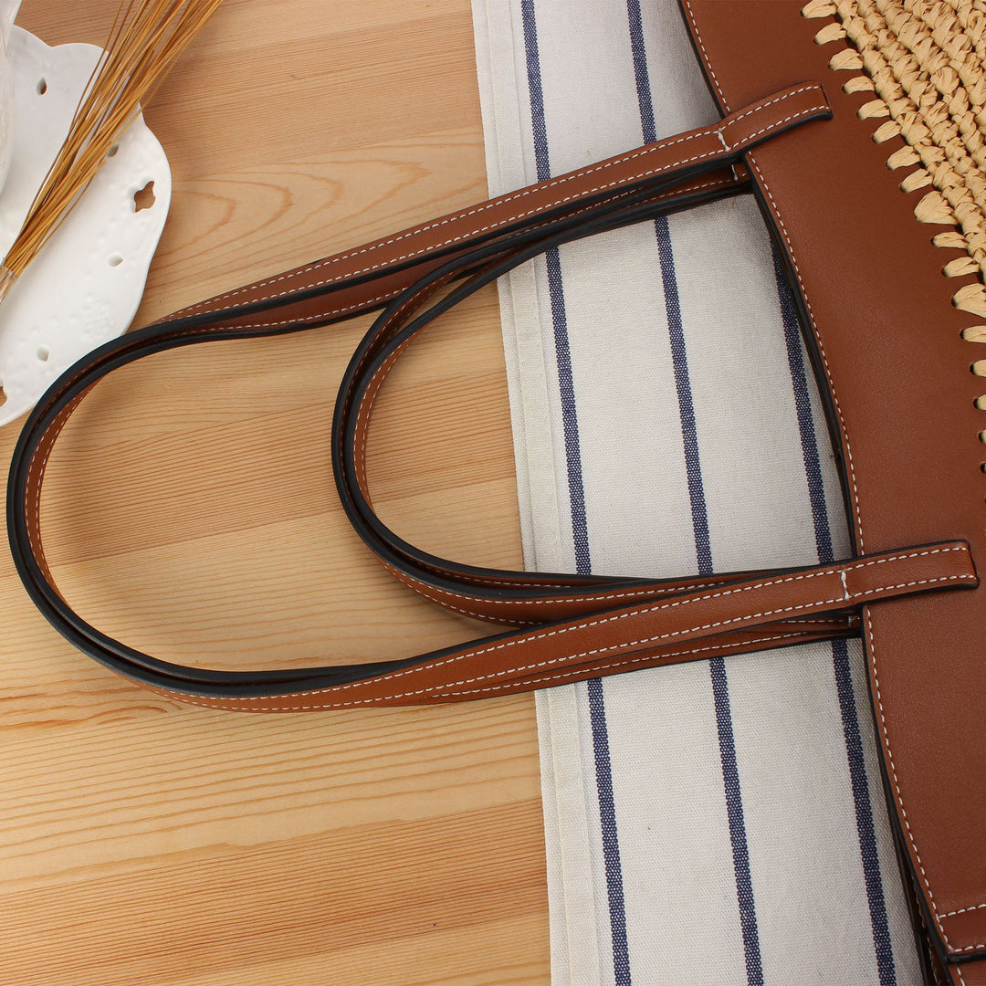 Handbag with Fine Weave and High-Quality Leather Accents Bowlift