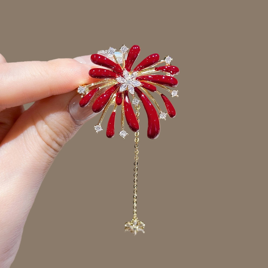 Sparkling flower brooch with chain pendant Bowlift