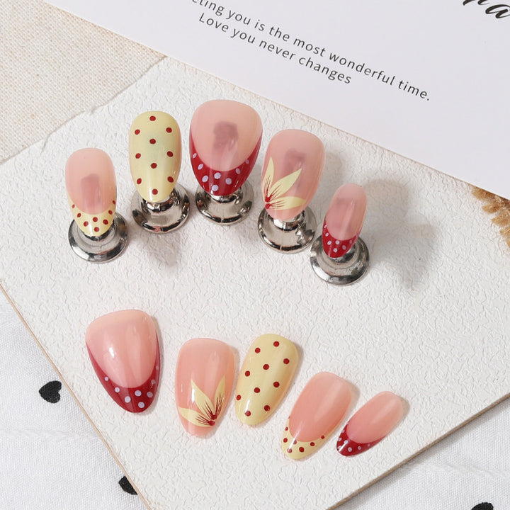 Artistic Press-On Nail Collection Bowlift