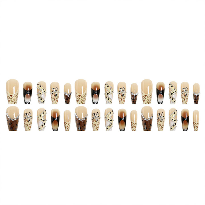 Glamorous Nail Set Bowlift