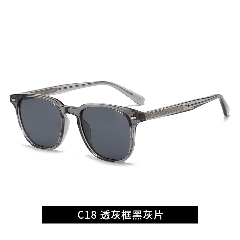 Ladies fashionable sunglasses with trendy gradient Bowlift