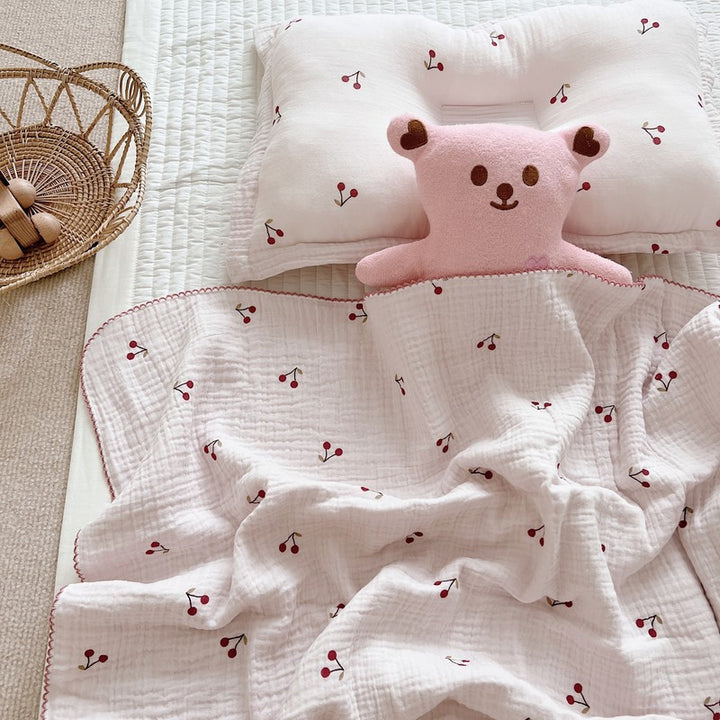 Unisex soft muslin blanket with cherry-shaped embroidery Bowlift