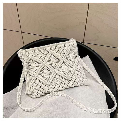 Macramé Shoulder Bag with Artistic Knot Design Bowlift