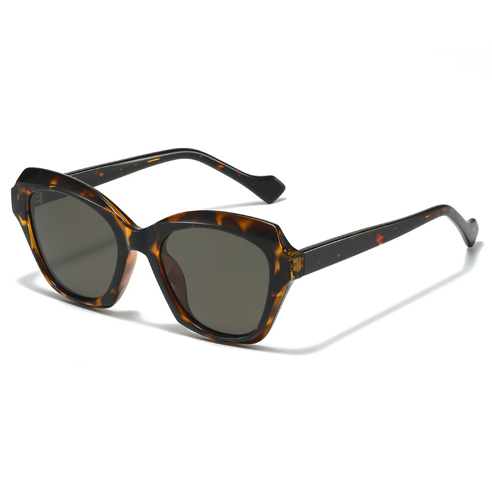 Angular Frame Fashion Sunglasses Bowlift