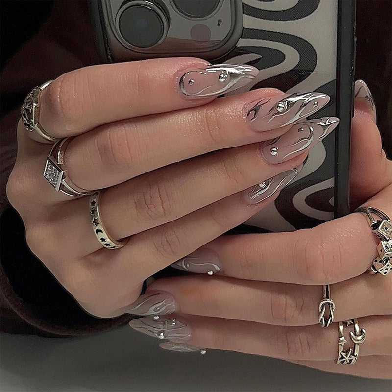 Artistic Nail Lacquer Accents Bowlift