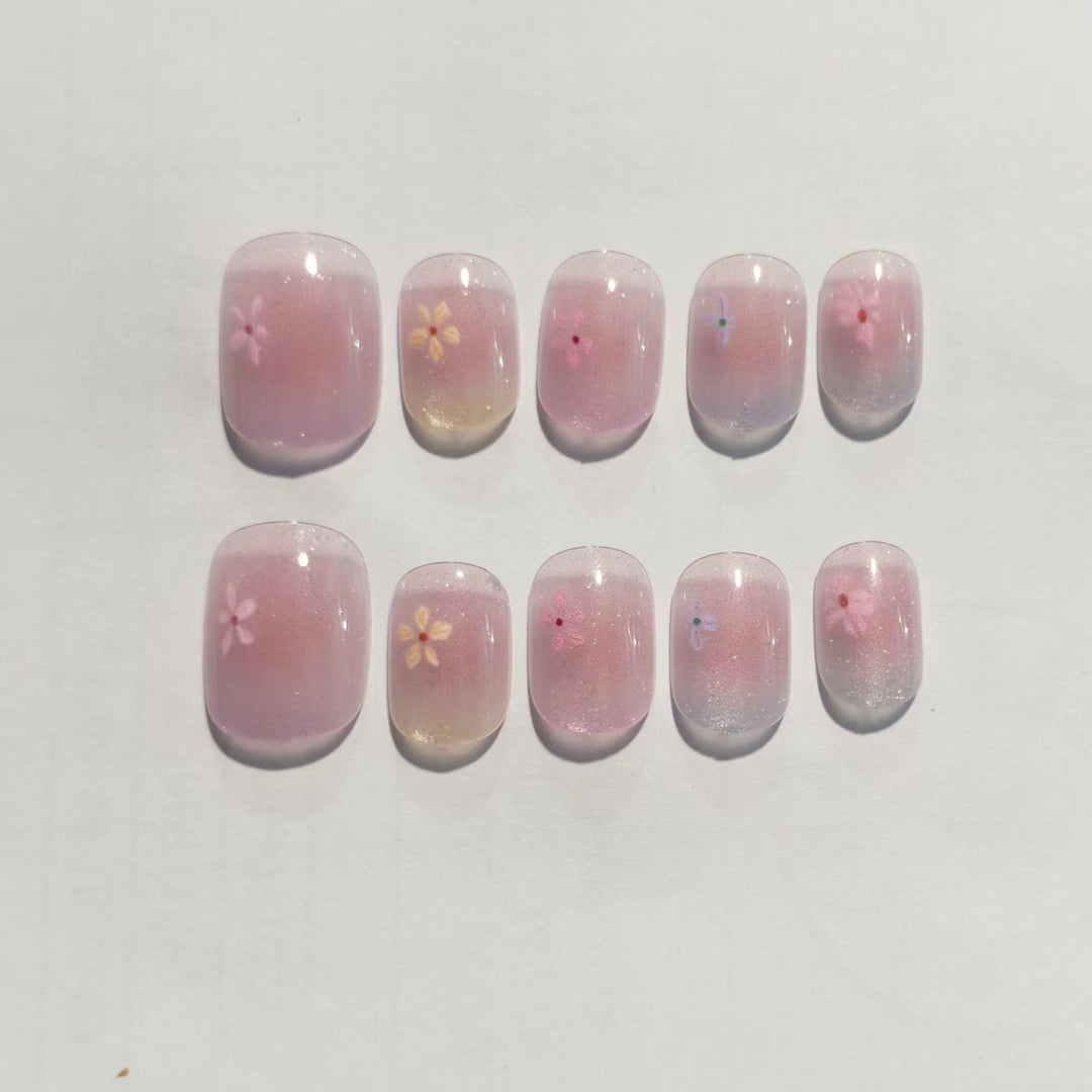 Floral-Themed Nail Art Set Bowlift
