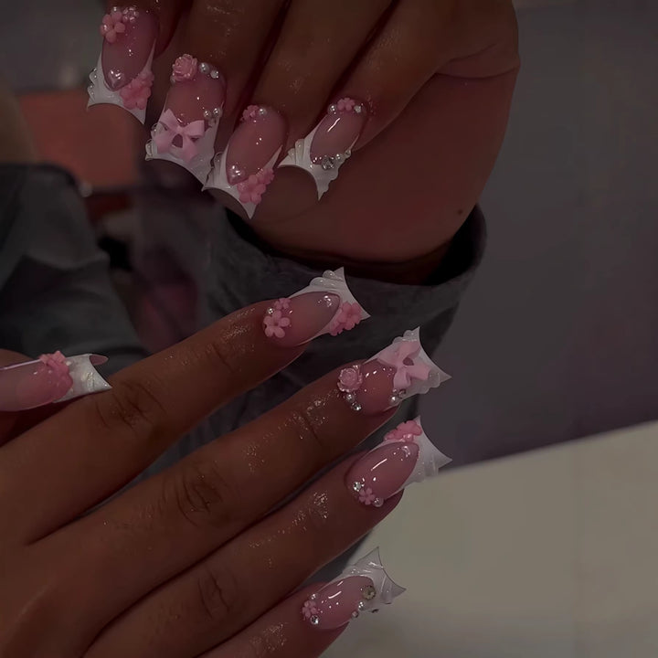 Artistic Floral Press-On Nail Extensions Bowlift