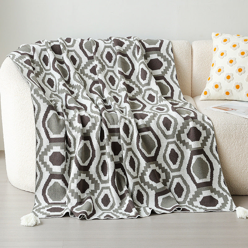 Women's decorative bedspread made of high-quality microfiber with unique design Bowlift