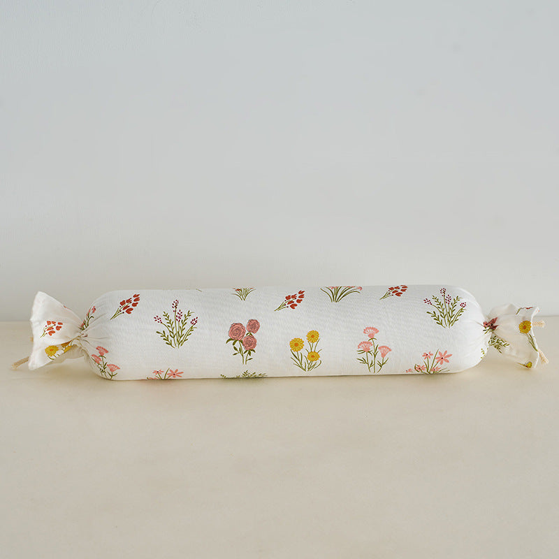 Neck support roll with loving heart design Bowlift