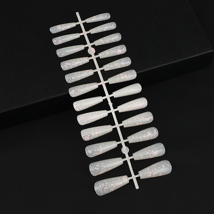 Artificial nails with delicate floral design Bowlift