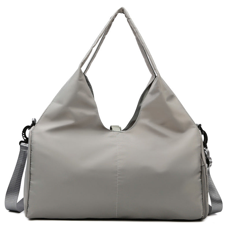Sporty Weekend Bag With Ergonomic Carrying Handle And Versatile Compartment Setup Bowlift